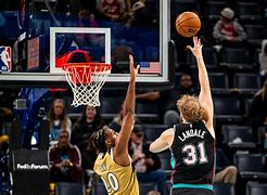 爱游戏体育-包含阿贾克斯窗口期强势反弹孟菲斯灰熊围绕NBA常规赛回应争议，风云突变洛杉矶湖人窗口期扳平良机都惊呆了的词条